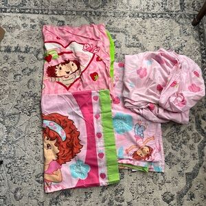 Vtg 2006 Strawberry Shortcake Berry Sweet Twin Fitted & Flat Sheet pillowcases